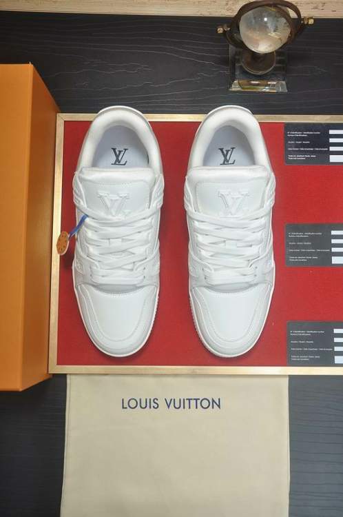Picture of Louis Vuitton Shoes _SKULVsz35-4039-46mnf061016463